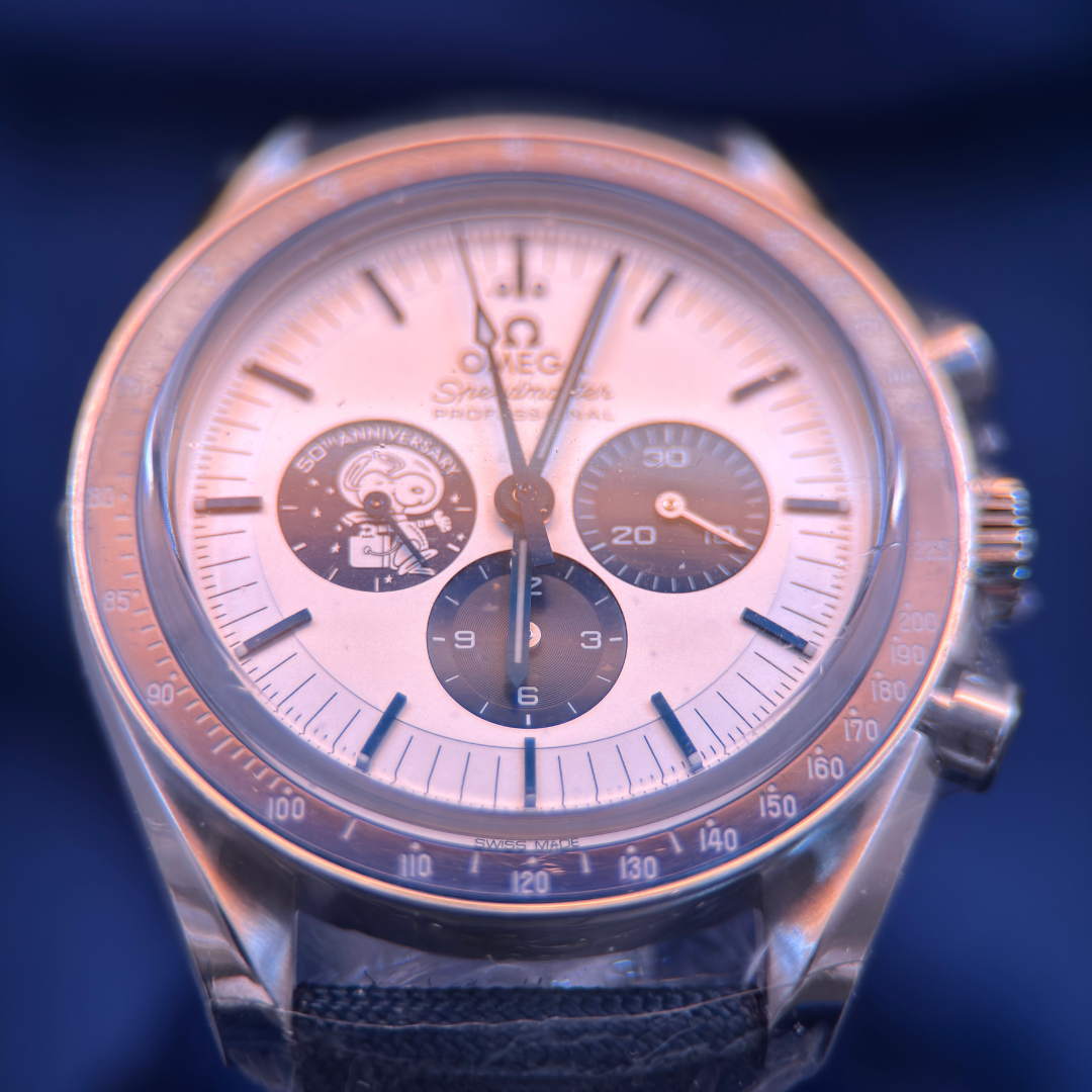 Omega Speedmaster 'Silver Snoopy Award'