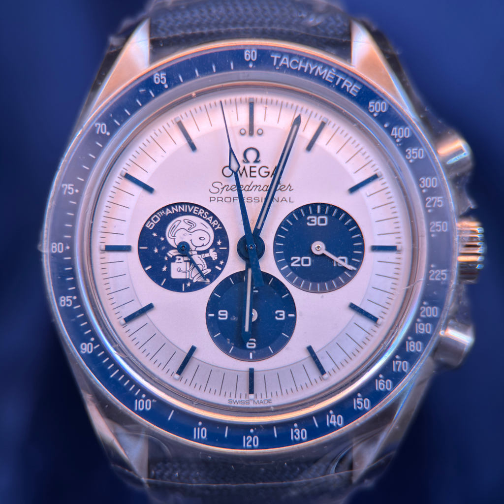 Omega Speedmaster 'Silver Snoopy Award'