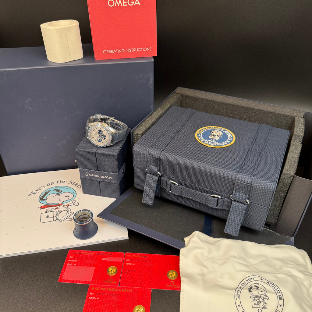 Omega Speedmaster 'Silver Snoopy Award'